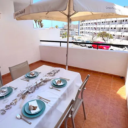 Encantador Con Terraza, Cristianos *